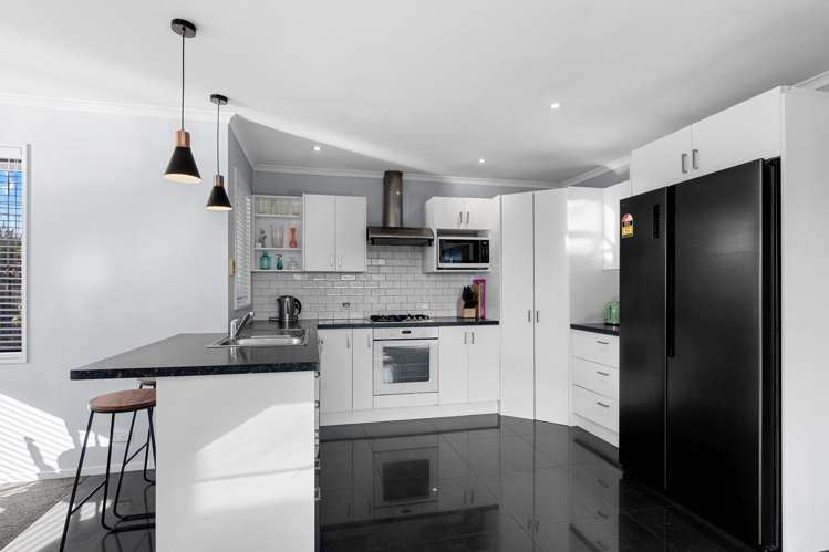106 Bassett Street_2