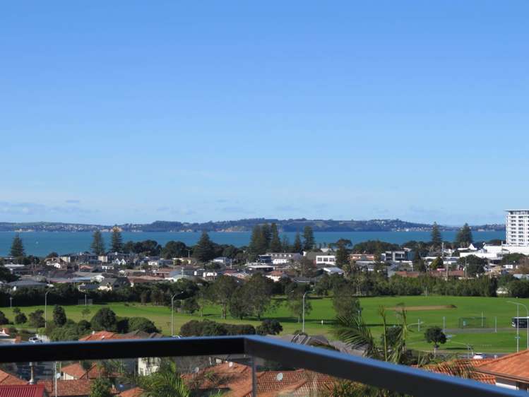 1 Orewa Heights Crescent Orewa_5