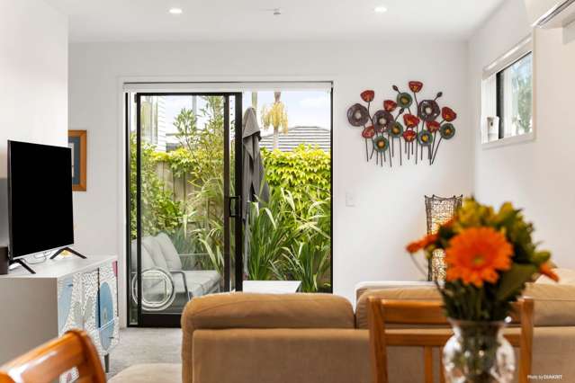 4/80 Awaroa Road Sunnyvale_2