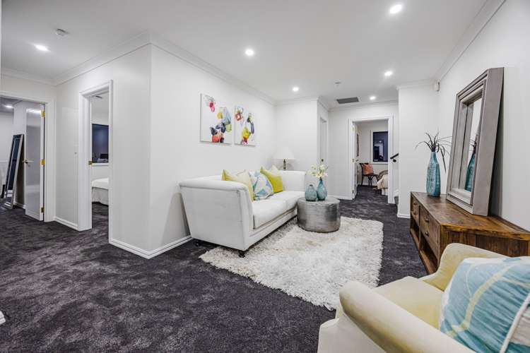17 Ballyalton Crescent Flat Bush_15