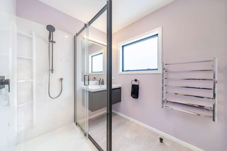 11 Rewarewa Way Timberlea_18