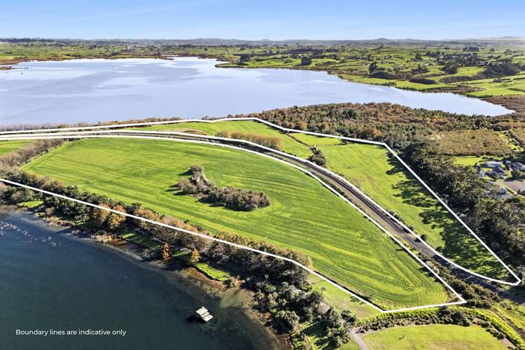 Weavers Crossing Road Huntly_4