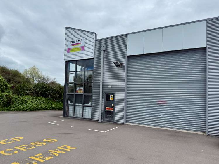 Unit 6, 15 Roxanne Place Poike_1