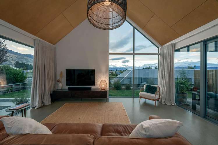 7 Campbell Road Wanaka_13