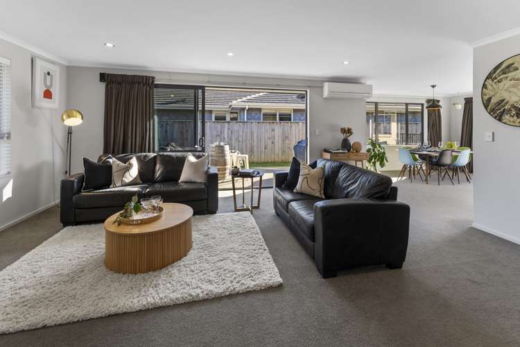 78 Washbourn Drive Richmond_3