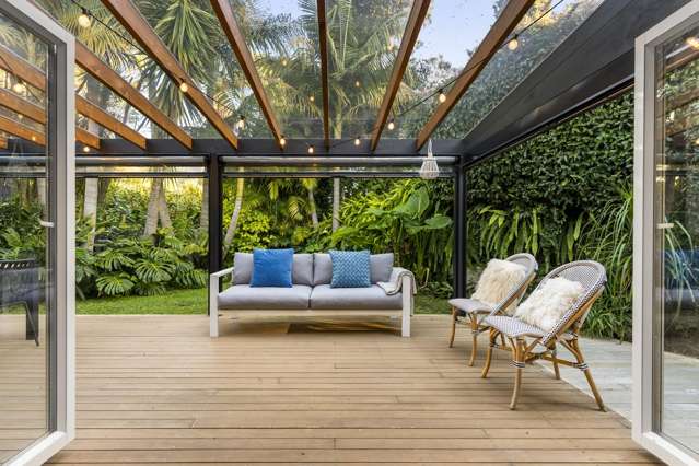 2/14 Surville Place Mairangi Bay_1