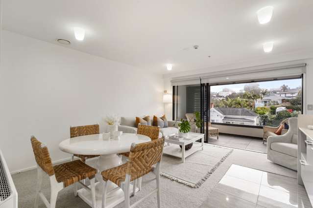 Charming two-bed apartment, steps from Ponsonby