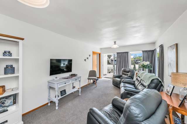 1/30 High Street Leeston_3