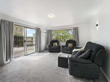 2/39 Coronation Road_1
