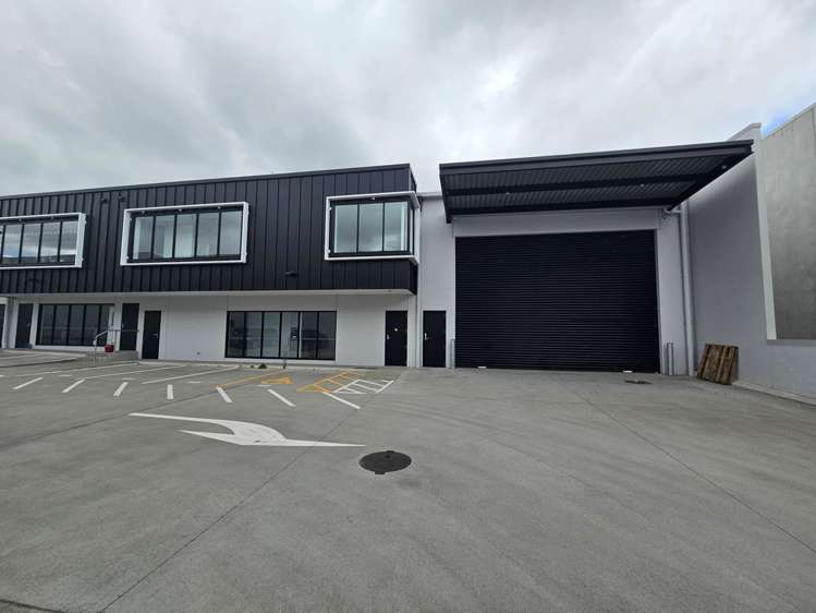 Unit 5/88 Hobsonville Road_0