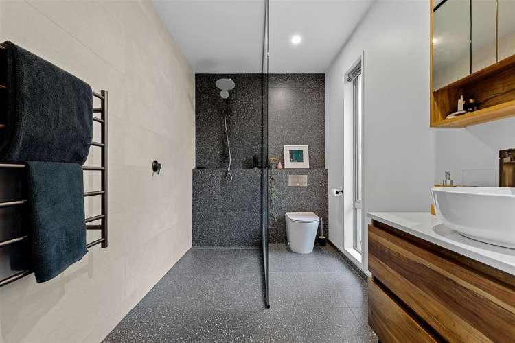 64 Becmead Drive Harewood_10