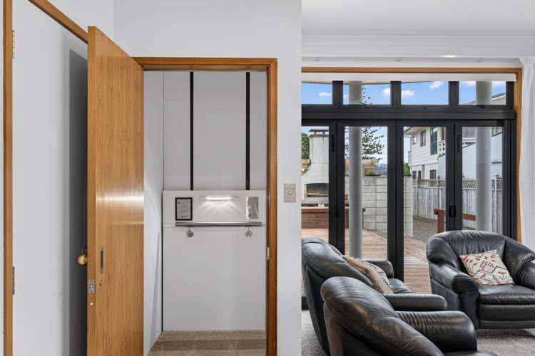 34 The Esplanade Westshore_22