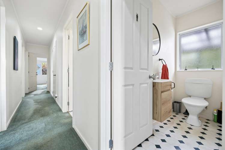 45 Carillon Place Massey_11