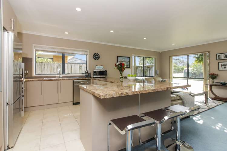 27 Harbour View Road Te Atatu Peninsula_10