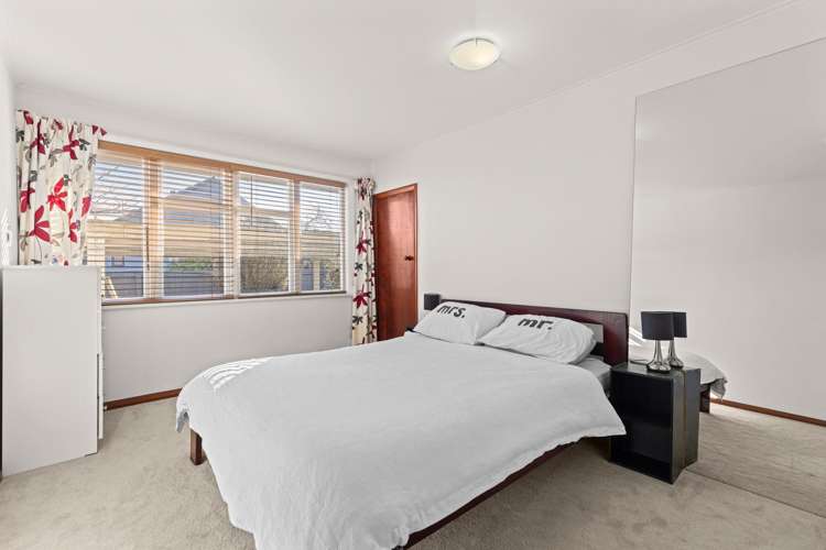 15 Robin Street Burwood_7