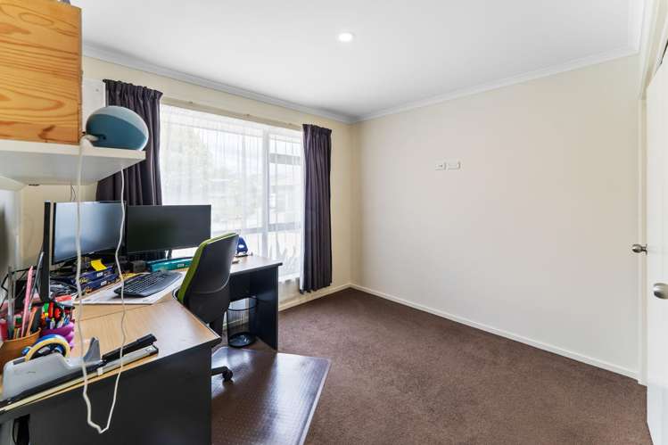 16 Wanderers Avenue Brightwater_22