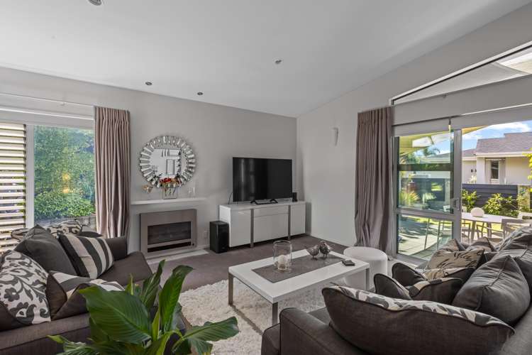60 Chesterfield Way Orewa_6