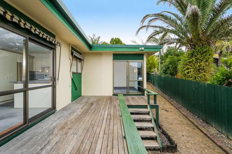 24 Weetman Drive Browns Bay_14