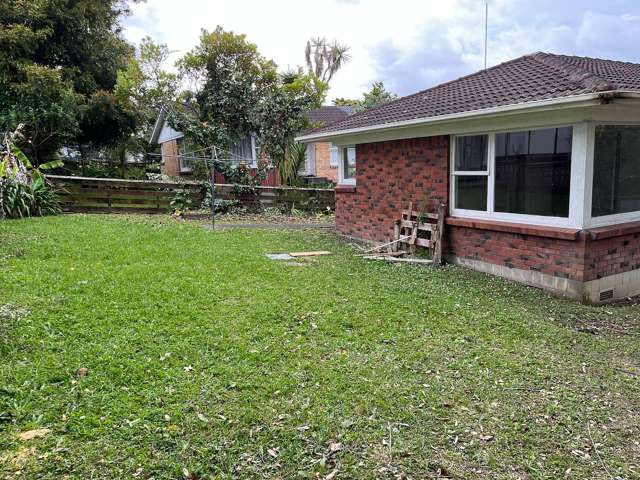 1/99 Archers Road Hillcrest_1