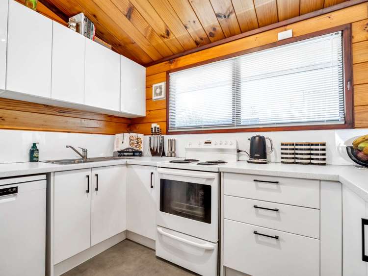 55a Devon Street Glenholme_11