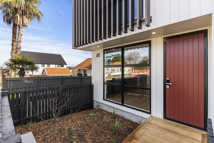 5a Range View Road Mount Albert_15