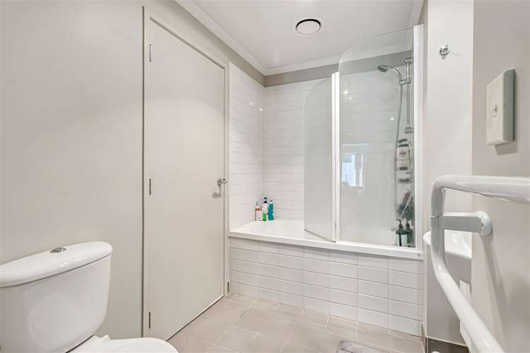 2h/83 New North Road Eden Terrace_10