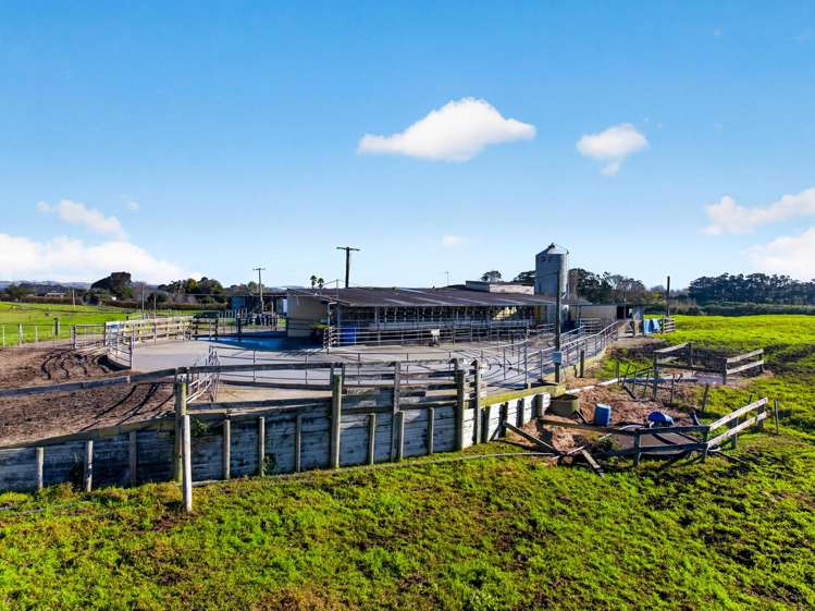 251, 256, 265 Glenbrook Beach Road Glenbrook_33
