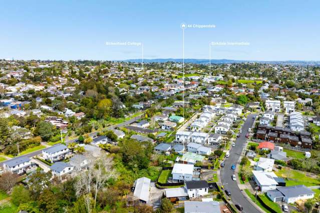 44 Chippendale Crescent Birkdale_1