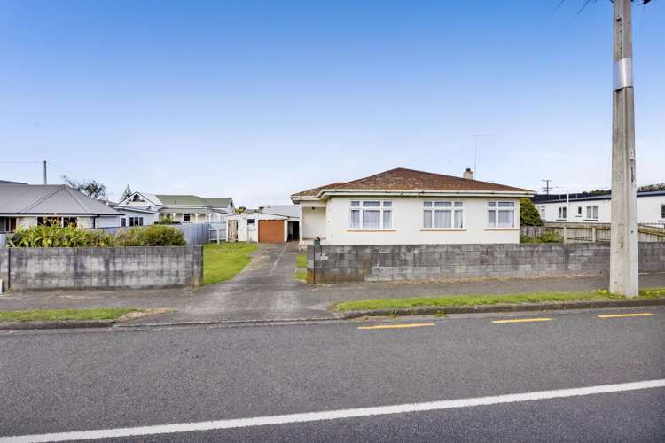 225 South Road Hawera_21