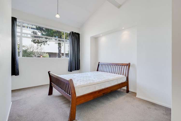 4/3 Tisdall Street 10463_8