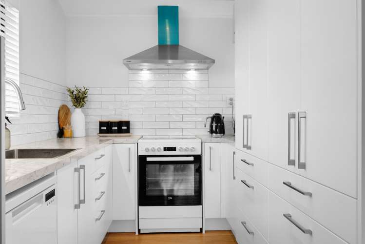 1/16 Penton Road Stanmore Bay_7