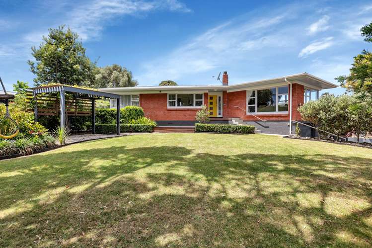 13 Kowhai Park Road Maunu_9