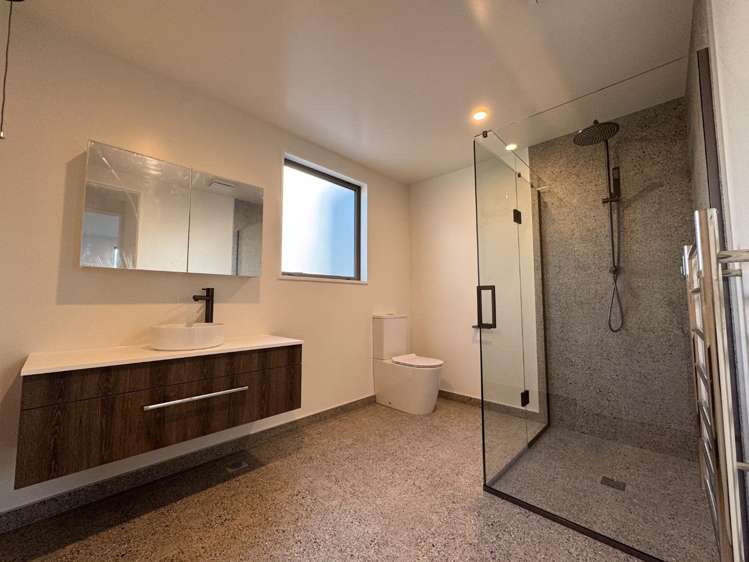 2/570 Madras Street 1544_10