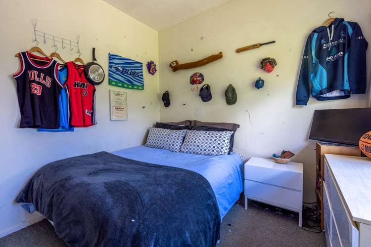 2 Natzka Road Ostend_25