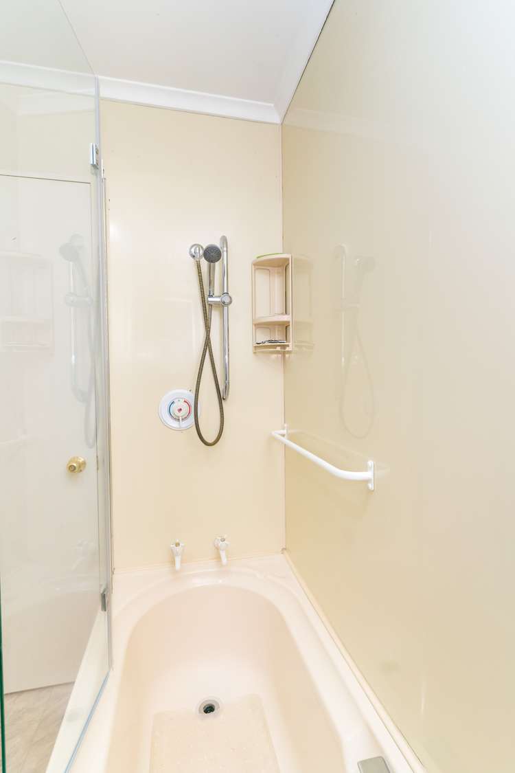 22 Elwyn Crescent Green Island_11