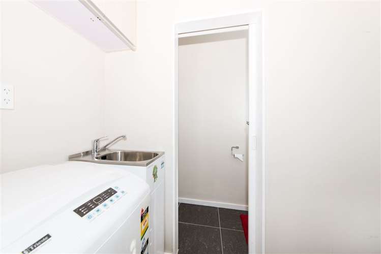 21/24 Eastglen Road Glen Eden_13