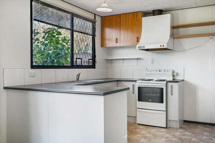 2/48 Queen Mary Avenue New Lynn_5