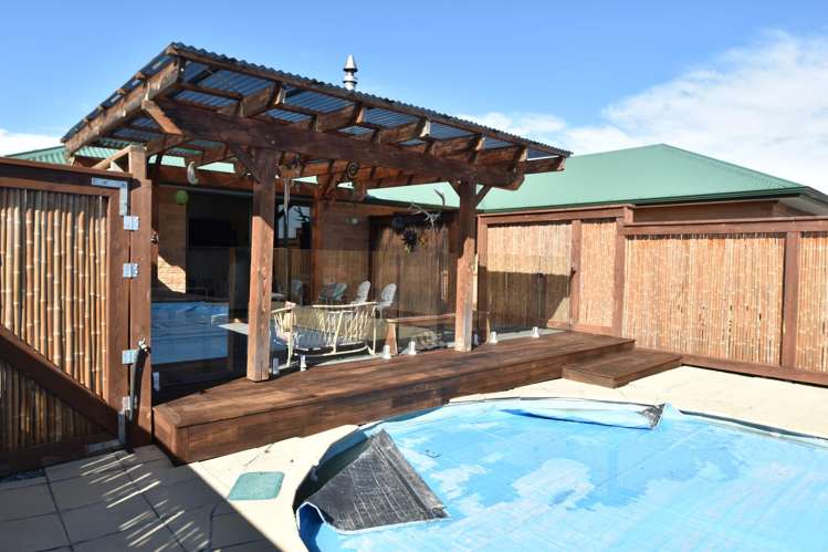 21 Lakeland Avenue Twizel_22