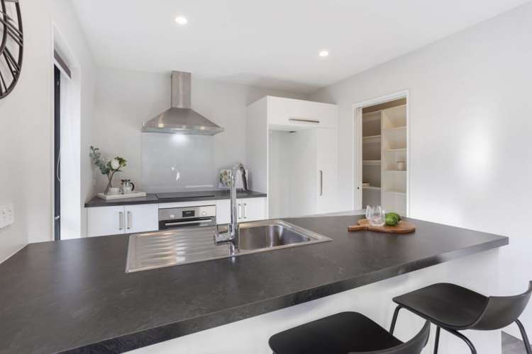5 Frogmore Way_5