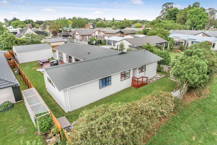 45 Ashurst Avenue Pukete_26