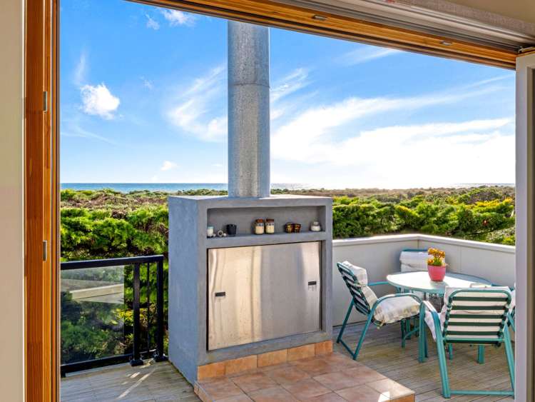 5 Somerset Grove Waitarere Beach_23