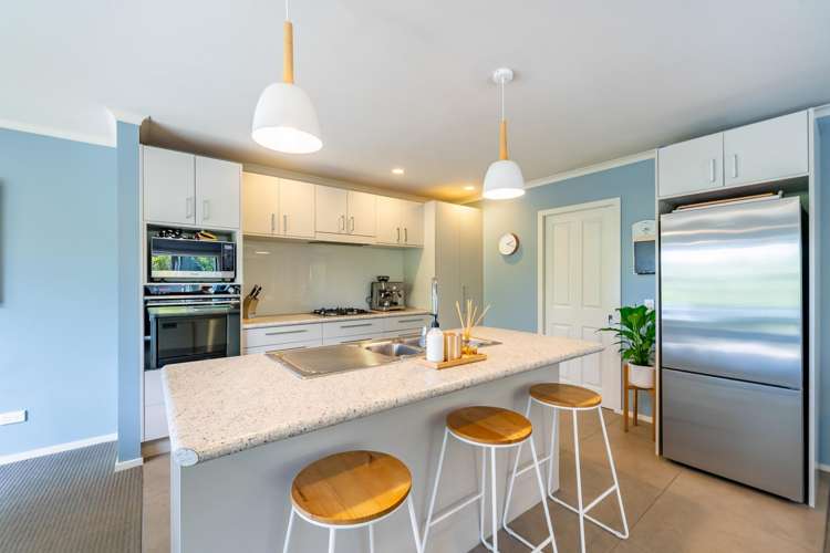 121 Hill Road Belmont_9