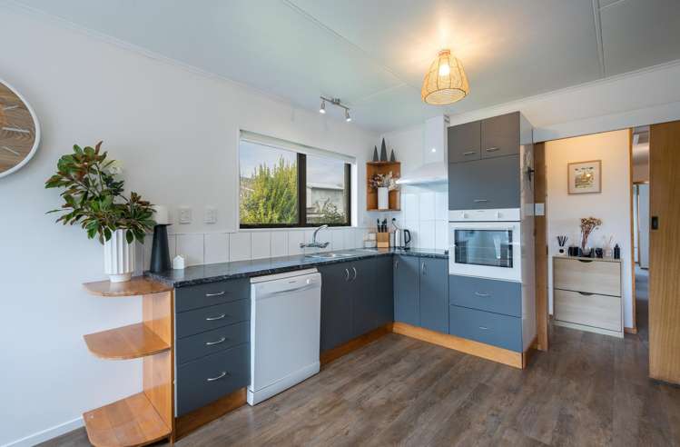 8 Challies Way Richmond_6