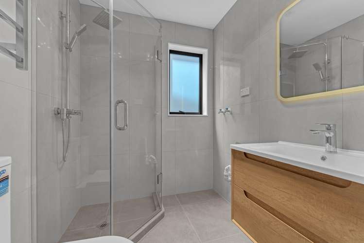 17 Meadowridge Drive Flat Bush_19