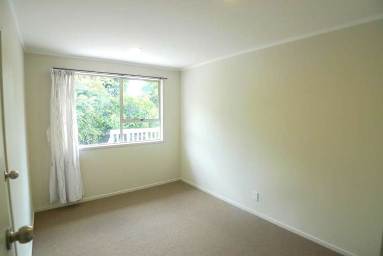 39 Onedin Place Titirangi_6