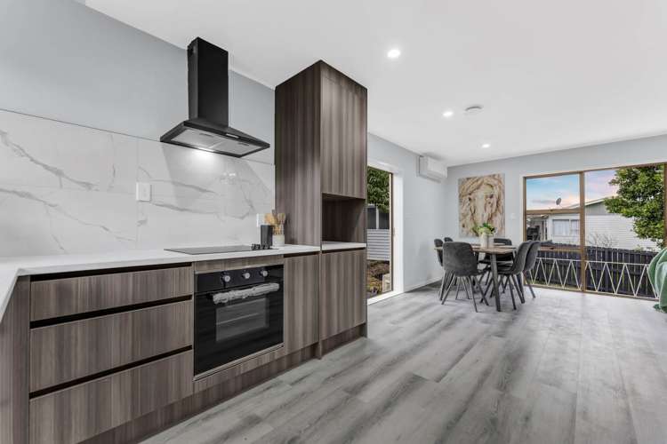 3/4173A Great North Road Glen Eden_1