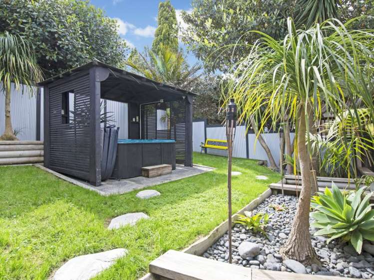 2/18 Parkview Place Pakuranga_14