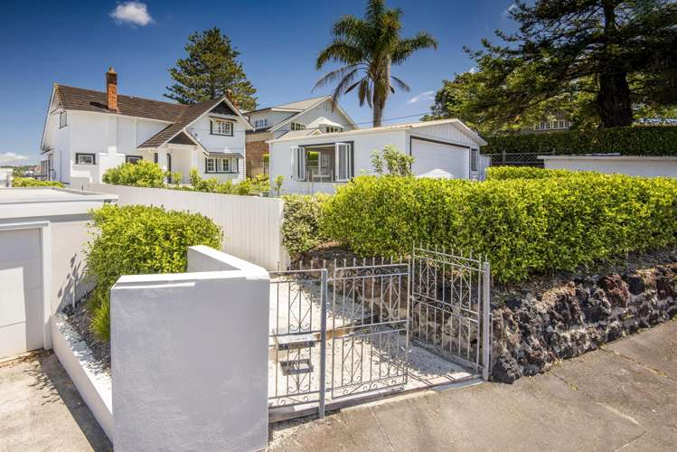 5 Stanley Point Road, Stanley Point Devonport_27