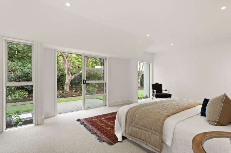 17 Allister Avenue Merivale_10