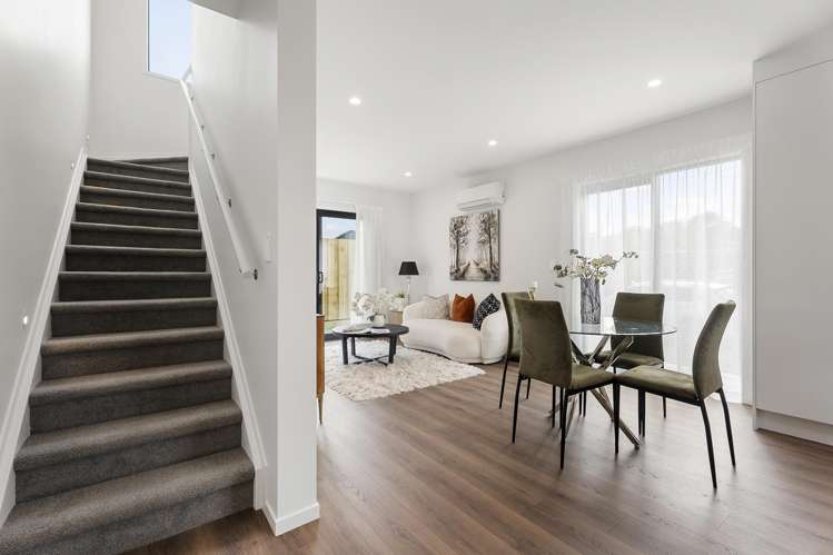 2-4 Moa Road_5